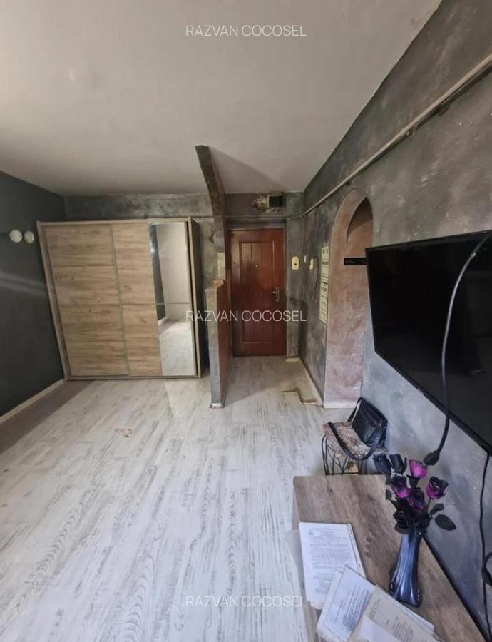 Apartament 2 camere zona Toporasi / Iacob Andrei - 1