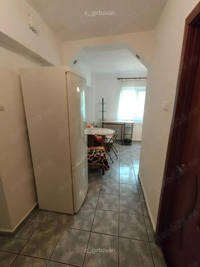 Apartament 2 camere etaj 1 Tr Severin decomandat 70000 euro negociabil - 9