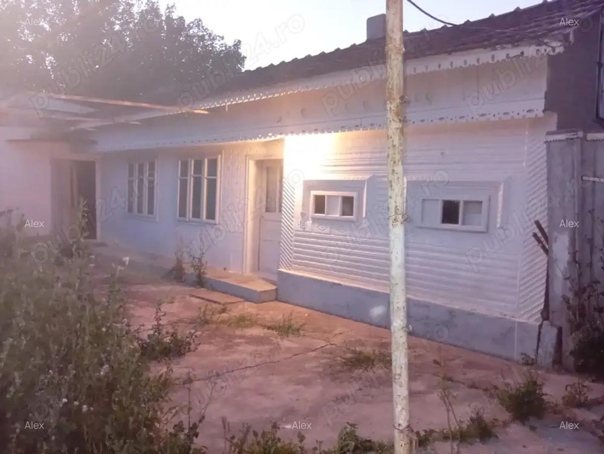 Vand casa urgent - 2