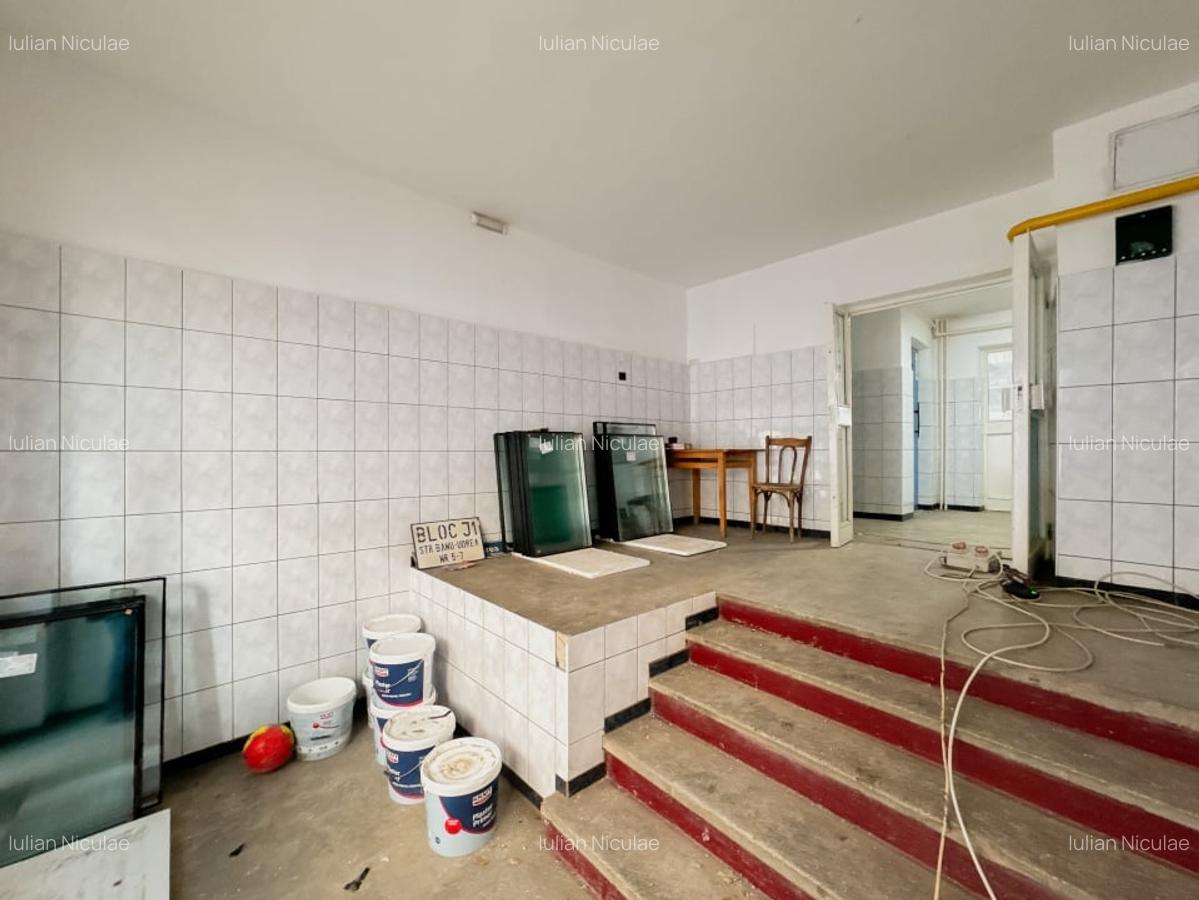 Apartament  3 camere, 2 bai, bloc  1995, eficient energetic, zona Vitan Mall - 20 Apartament  3 camere, 2 bai, bloc  1995, eficient energetic, zona Vitan Mall - 20