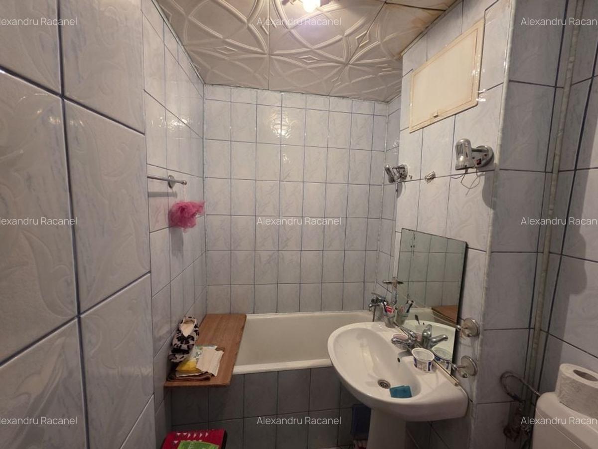 Doamna Ghika- Scoala 30 - 8