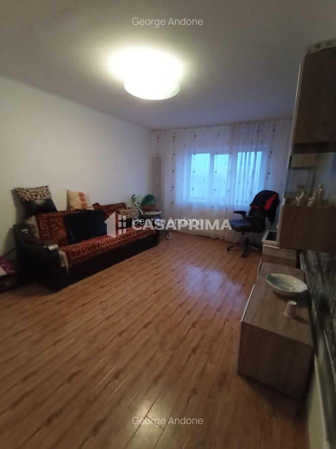 CUG, Apartament 3 camere decomandat! Eliberare rapida ! - 1
