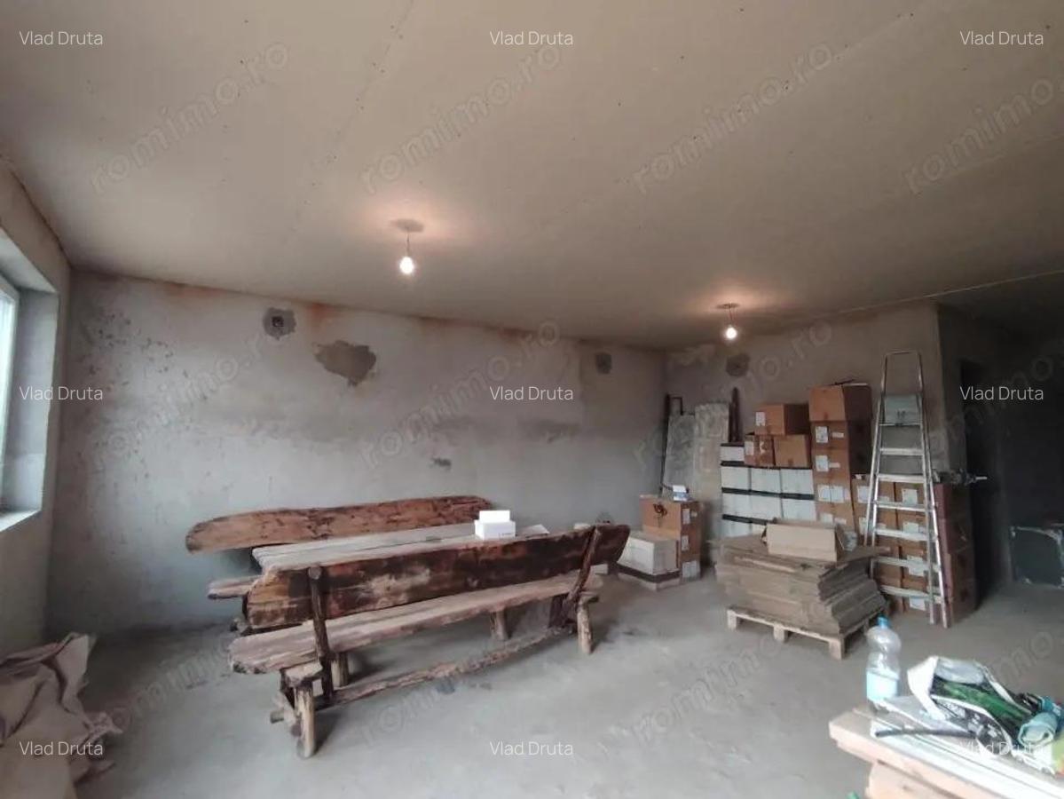 Casa de vanzare in Tarian - 9