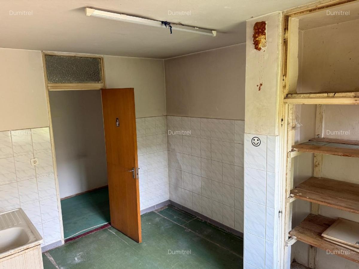 Vand apartament 4 camere, decomandat, etaj 1 - Rahova, Sos.Salaj - 7