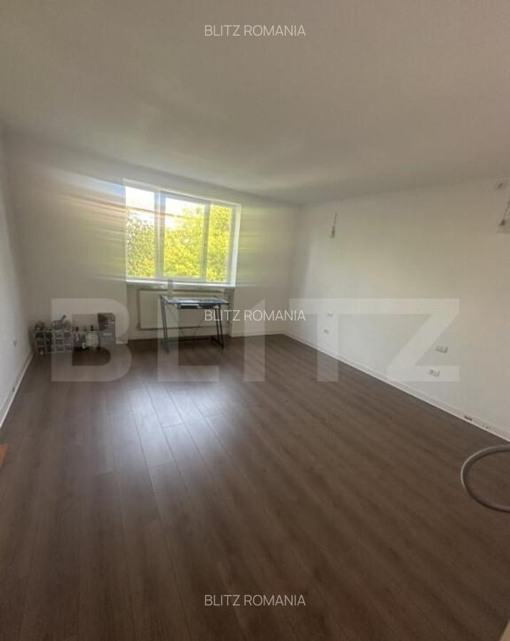 Casa tip apartament, cu 3 camere, 86 mp, zona 14 Mai - 21