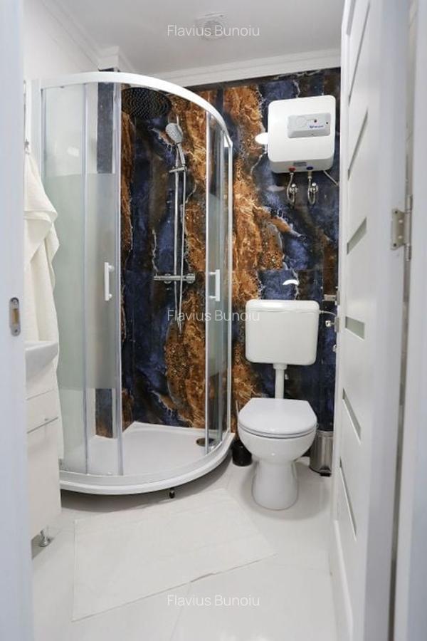 Apartament cu 4 camere decomandat în Central - 10