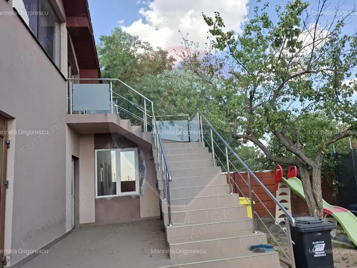 Casa / Vila cu 6 camere de vanzare in zona Calea Severinului - 16