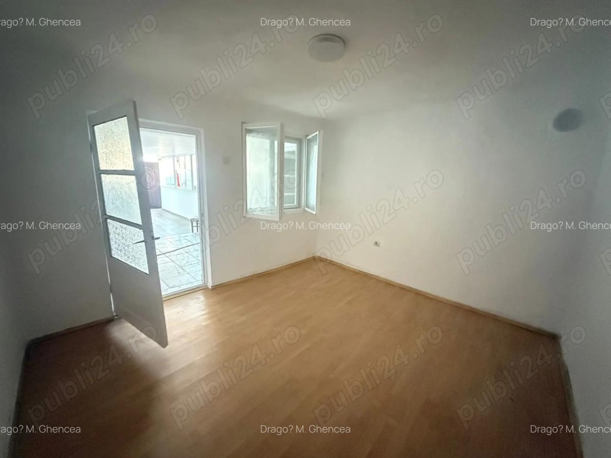 Casa individuala cu garaj ?i curte Sector 5 - 2