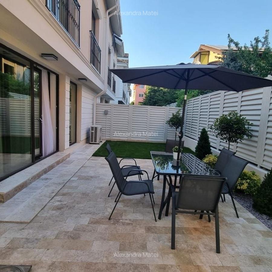Vila tip duplex de închiriat - 5 camere - 6