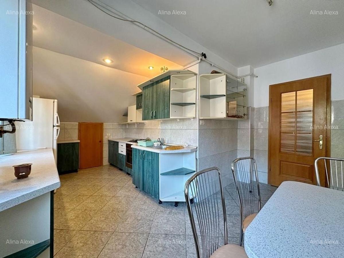 Apartament cu 3 camere decomandat în Central - 7