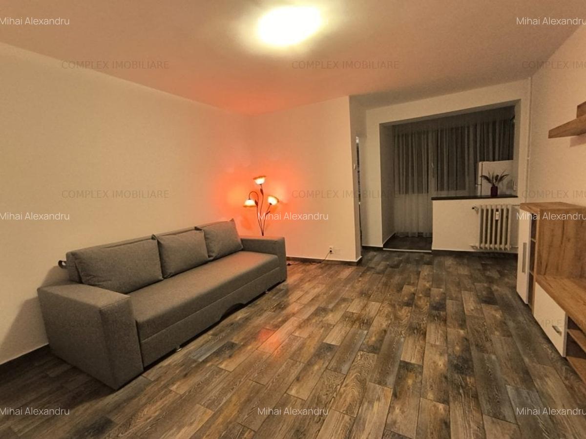 Dristor metrou la scara | Prima inchiriere dupa renovare| Bloc anvelopat - 1