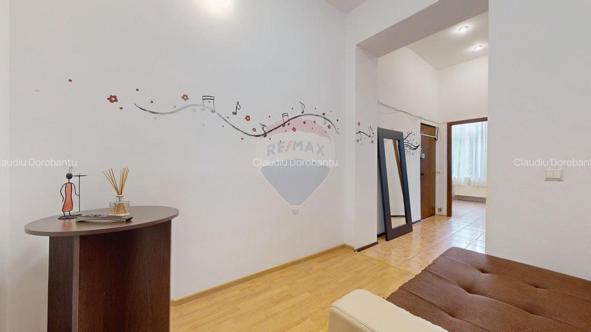Apartament cu 3 camere decomandat, mobilat în Centrul Istoric - 8