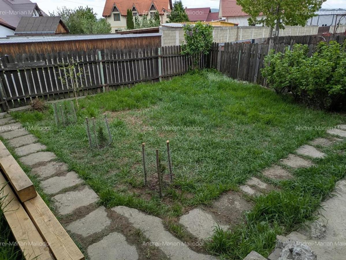 Ofer chirie la casa(3 min de Colegiul Technic Ion Creanga) - 1 Ofer chirie la casa(3 min de Colegiul Technic Ion Creanga) - 1