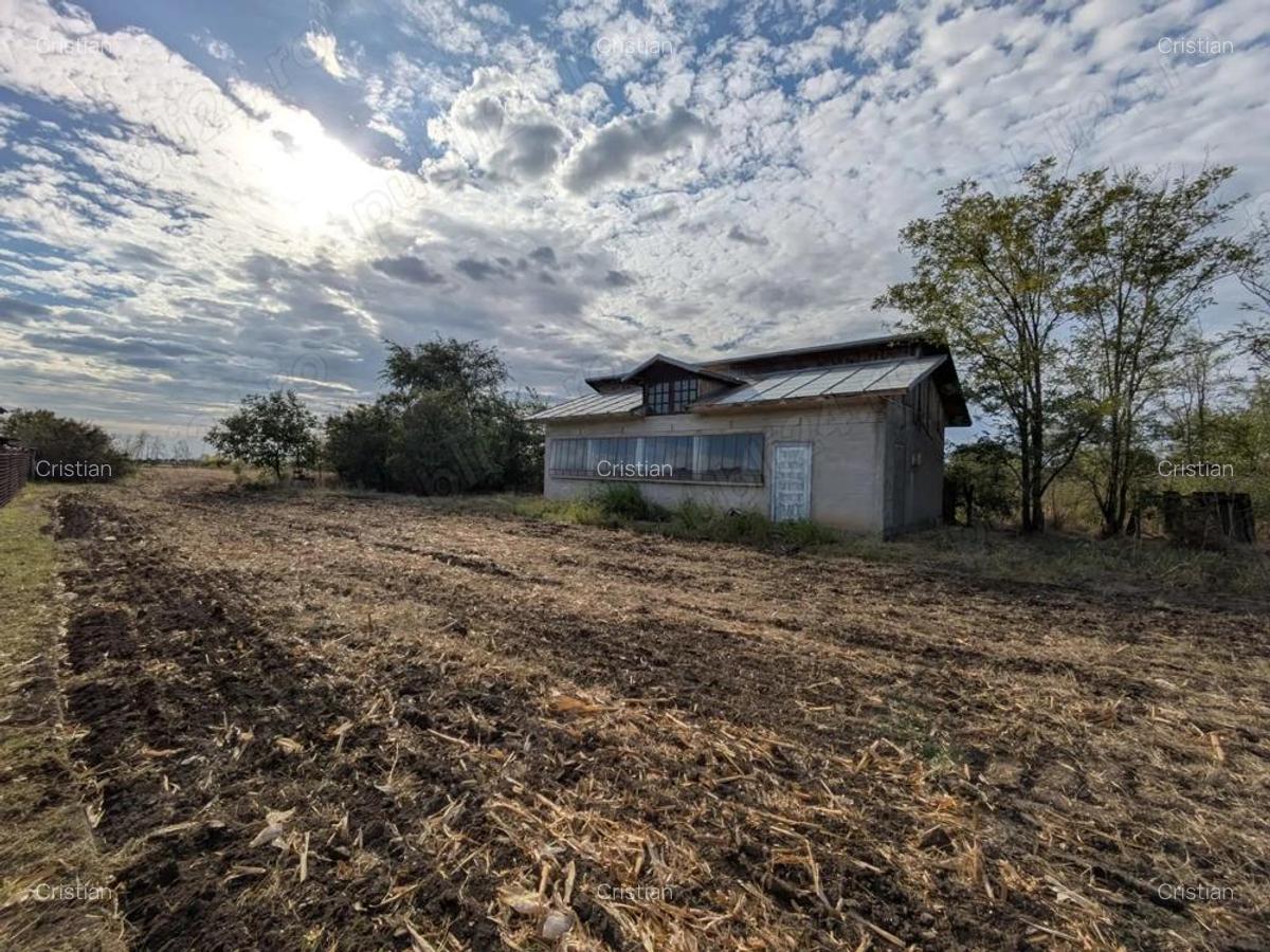 Garbovi casa 76 mp constr 2000 teren 1187 mp - 2