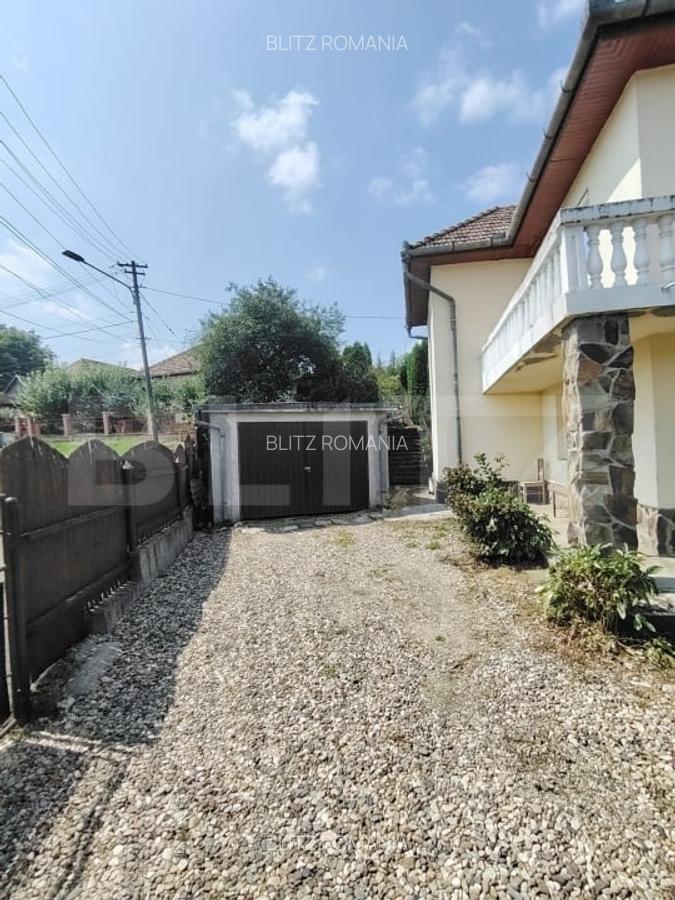 Casa solida cu pod, foisor si 2 garaje in Tarnaveni - 3