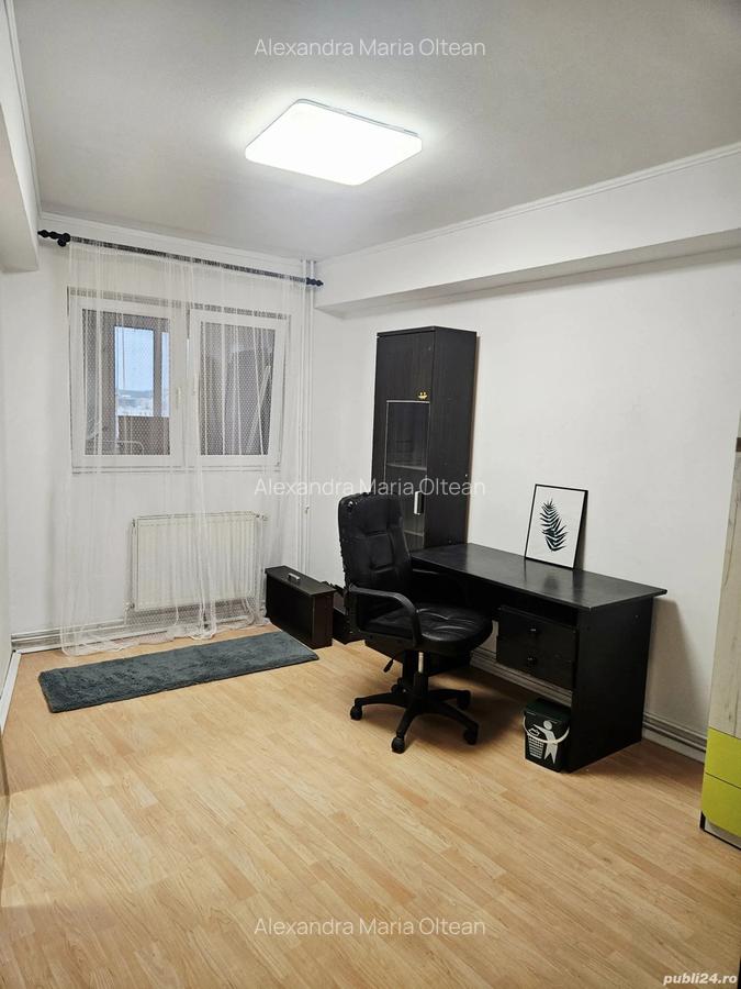 Vand apartament decomandat,3 camere, Piata Marasti,Cluj - 4 Vand apartament decomandat,3 camere, Piata Marasti,Cluj - 4