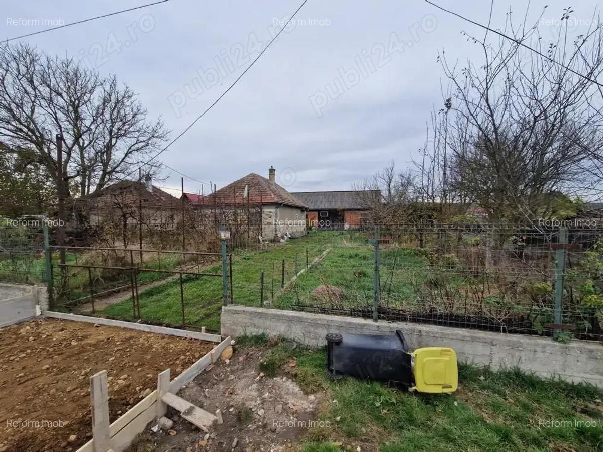 De vanzare casa in Bon?ida cu teren generos - 8