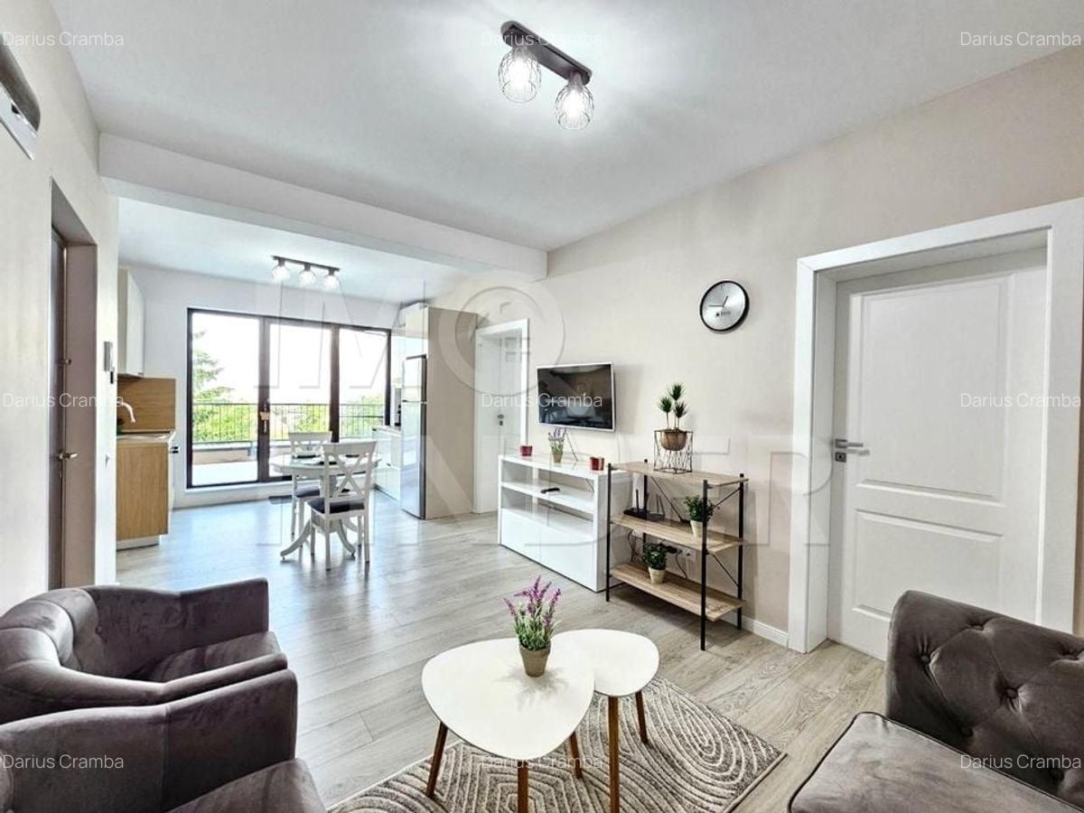 Inchiriere apartament 3 camere situat in vila privata, zona UMF - 3