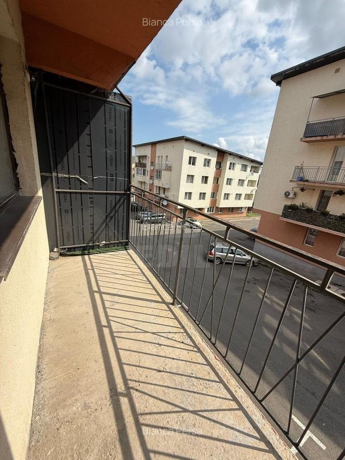 Apartament 2 camere semidecomandat cu parcare subterana zona Teilor - 9