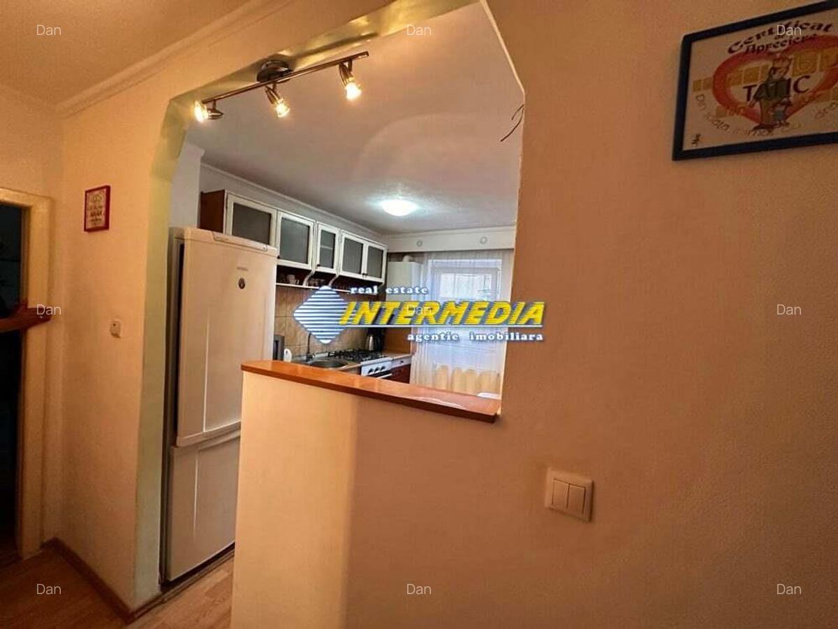 Vanzare Apartament 2 camere CETATE PIATA cu Bucatarie mare si balcon finisat mobilat complet Alba - 12