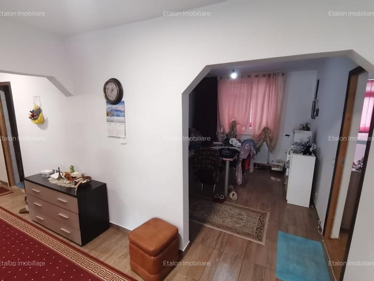 Apartament 4 camere, etaj 4, Piata Bistrita Precista - 2
