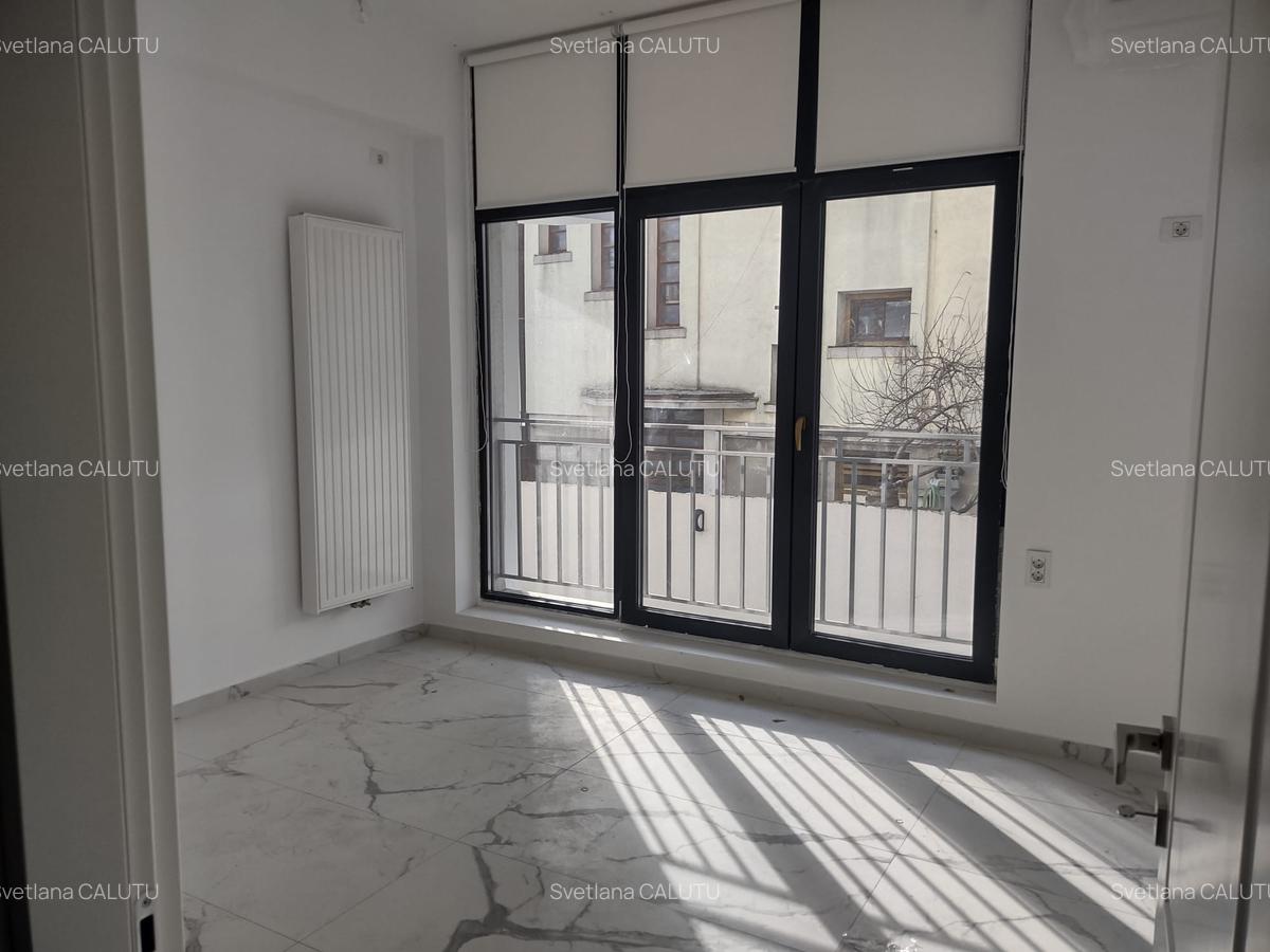 Apartament cu 3 camere decomandat în Moșilor - 10