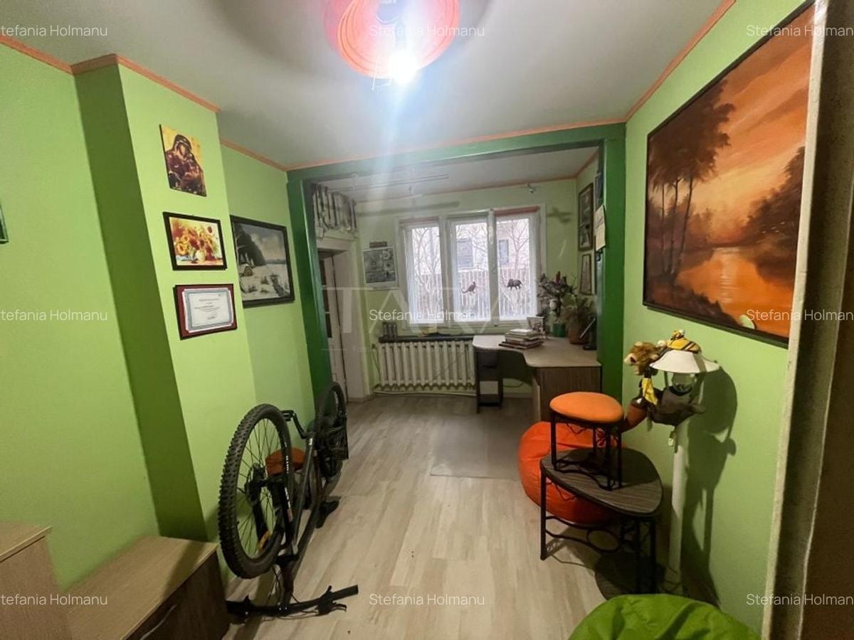 Casă cu două apartamente și teren generos în zona Iulius Mall. - 9