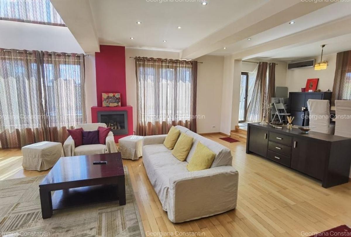 Vila spatioasa, mobilata, piscina proprie - 3