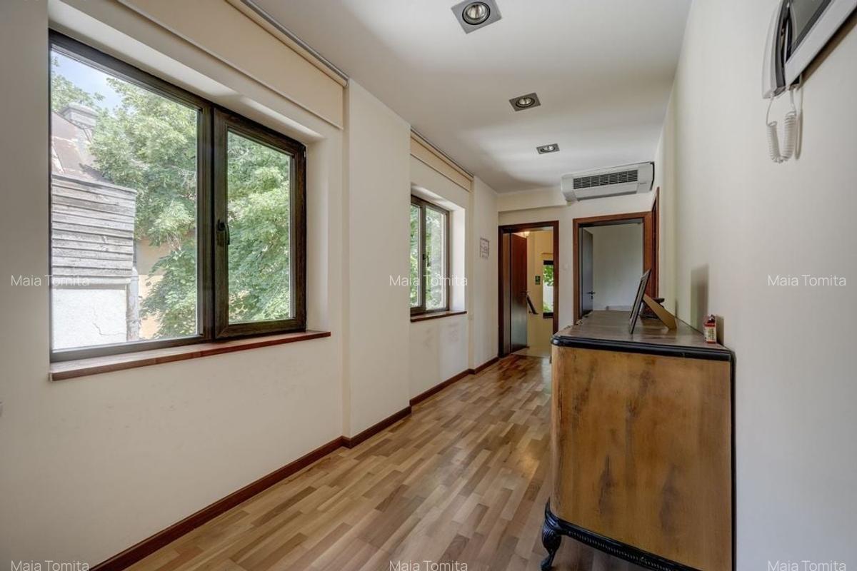 Vilă de vânzare în inima Cotroceniului / Investiție cu potențial - 23