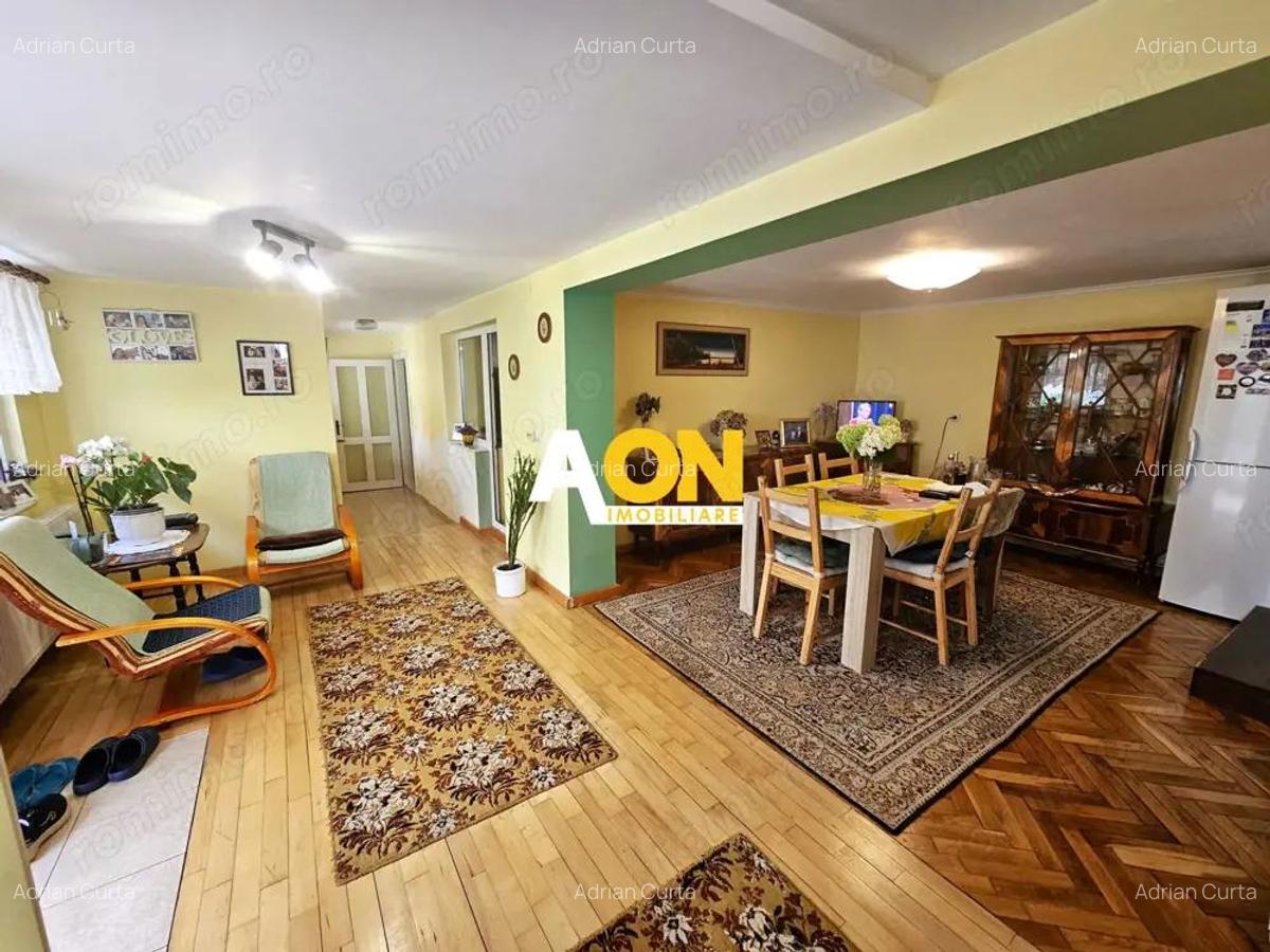 Proprietate cu poten?ial mixt locuin?a ?i spa?iu de lucru in Parto? - 5