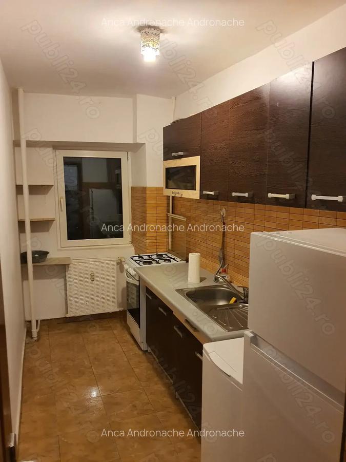 Inchiriez garsoniera Tei - 2