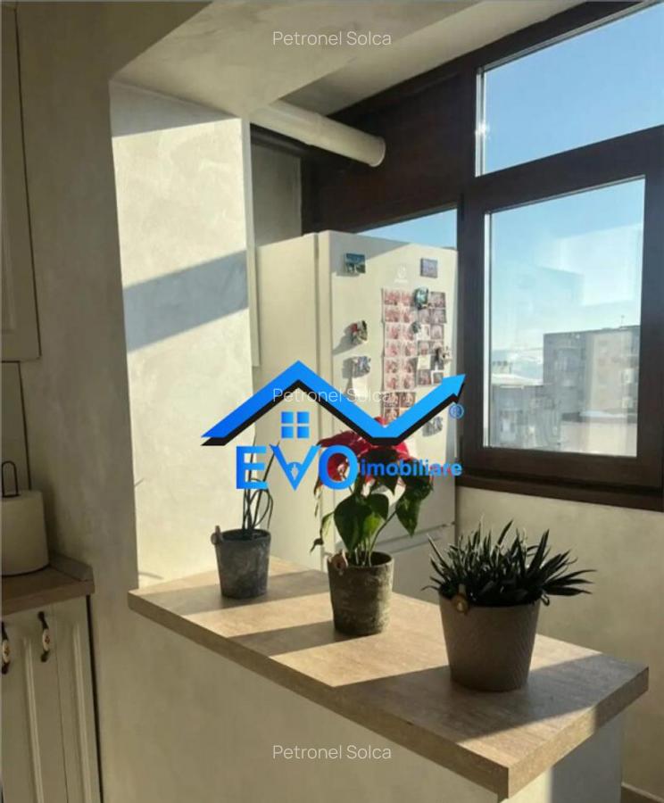 Apartament cu 1 camera, renovat, decomandat, zona Pacurari M - 3