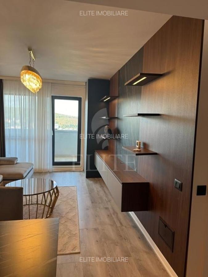 Apartament cu 3 camere semidecomandat, mobilat în Zorilor - 4