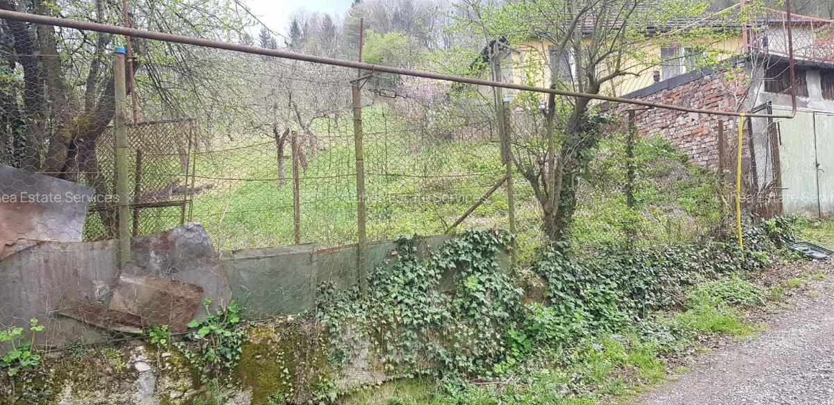 Teren 800 mp langa centru, in Resita - 1 Teren 800 mp langa centru, in Resita - 1