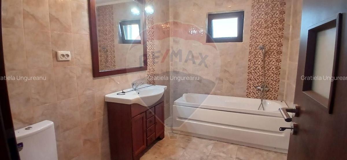 Casa individuala de vanzare cu 5 camere in Corbeanca - 13