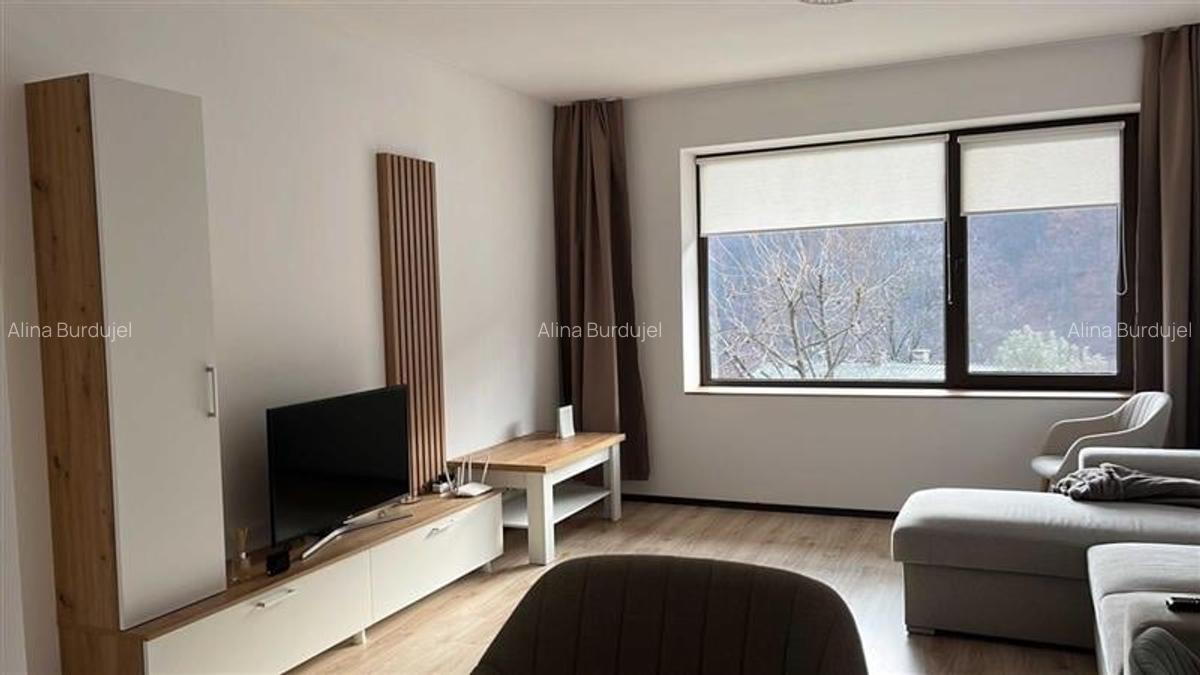 Apartament cu 2 camere decomandat în Răcădău - 2