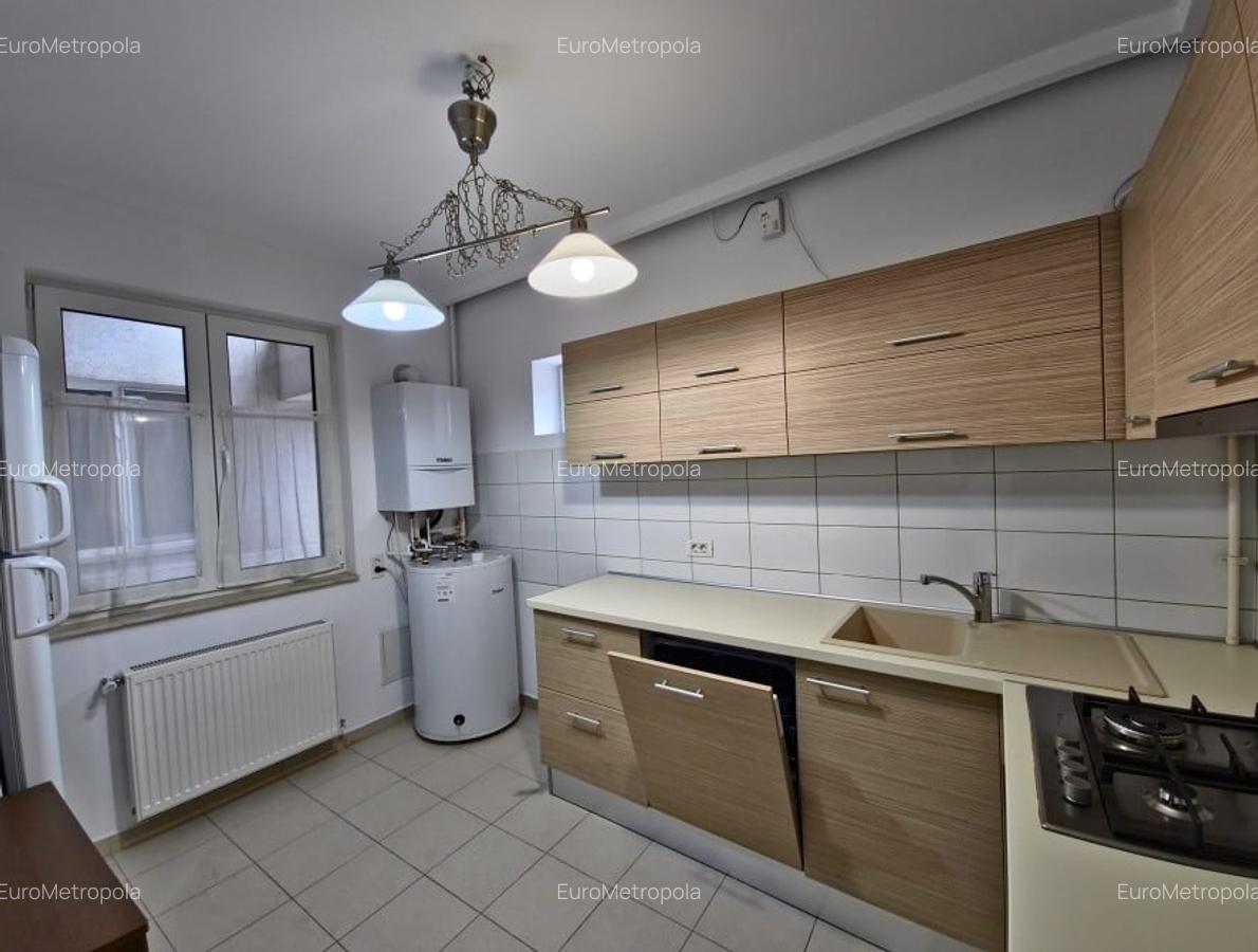 Apartament cu 4 camere decomandat în Dorobanți - 6