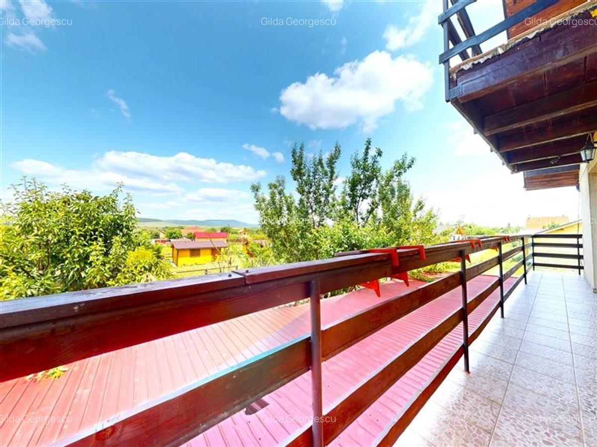 Refugiu elegant in Harman, Locuinta luminoasa, gradina proprie, priveliste panor - 13