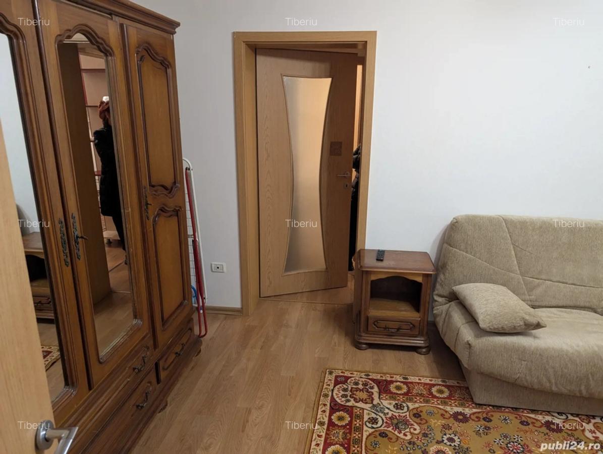 Proprietar inchiriez apartament 2 camere zona centrala. - 3