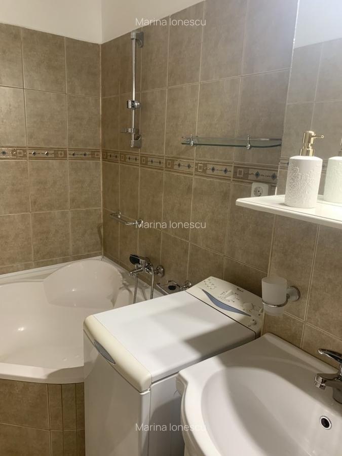 Proprietar, închiriez două camere în Racadaui, intrare Str Eftim intrare - 5