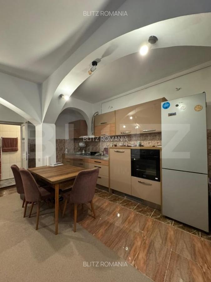 Casa cu 4 camere, 89 mp, Ultracenteral - 1