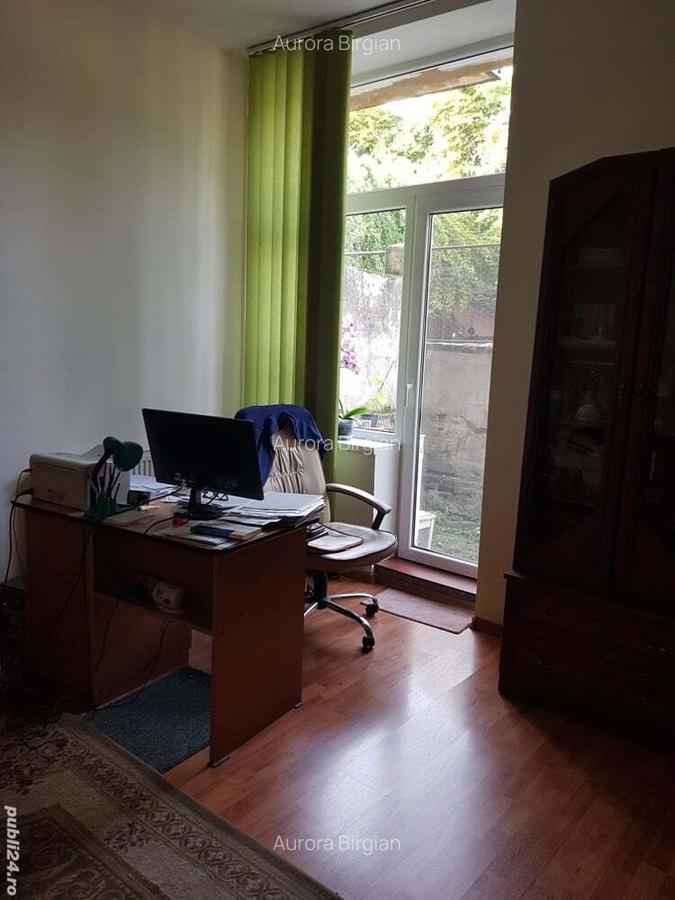Proprietar vand apartament 3 camere , Pia?a Maria, parter, 127000 , tel. - 3 Proprietar vand apartament 3 camere , Pia?a Maria, parter, 127000 , tel. - 3