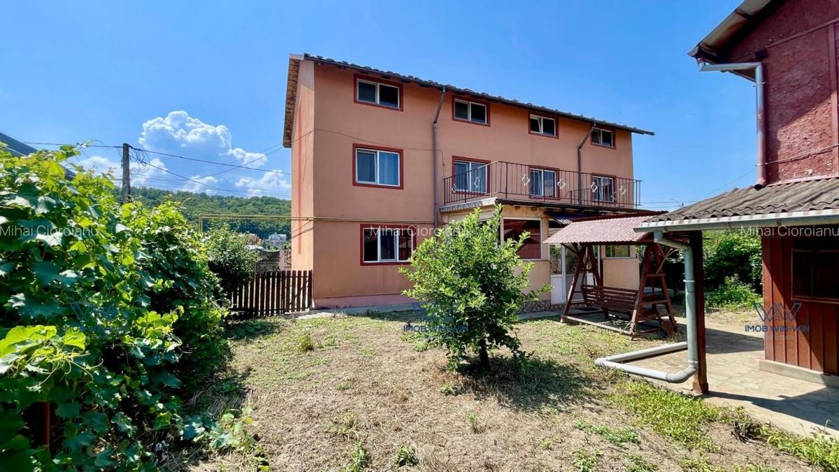 DE VANZARE - Casa in Bascov - 3