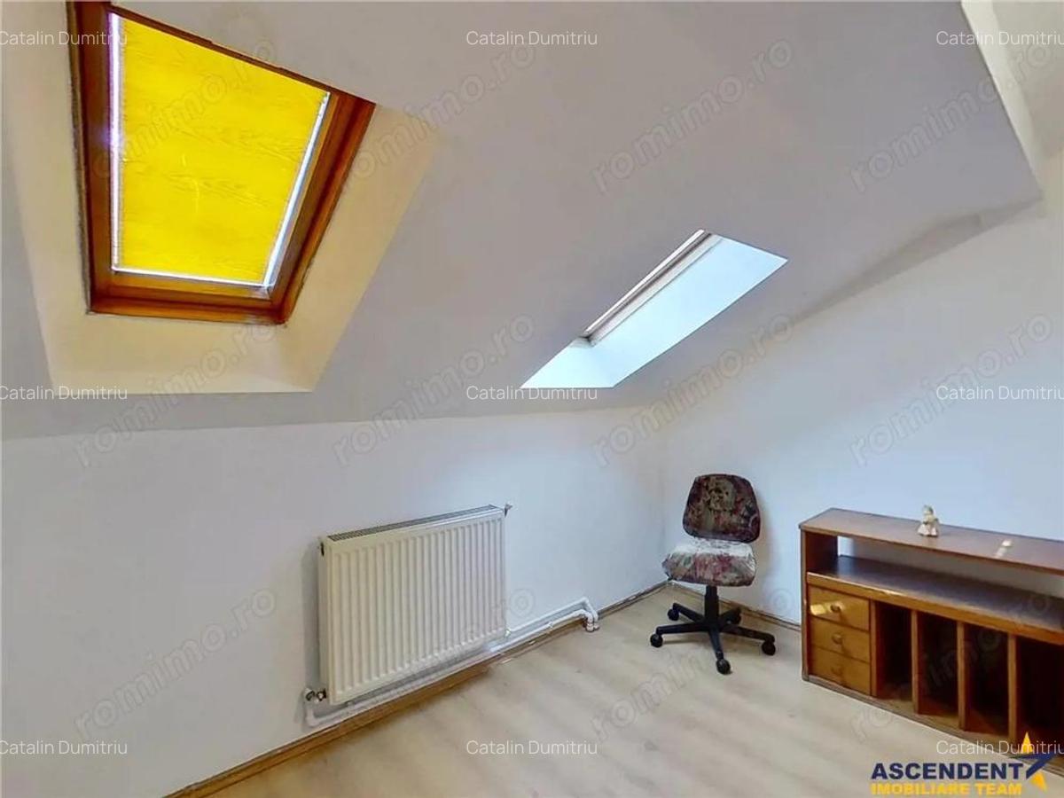 Tur 3D! Apartament trei camere, pe doua niveluri, Garii, Brasov - 4