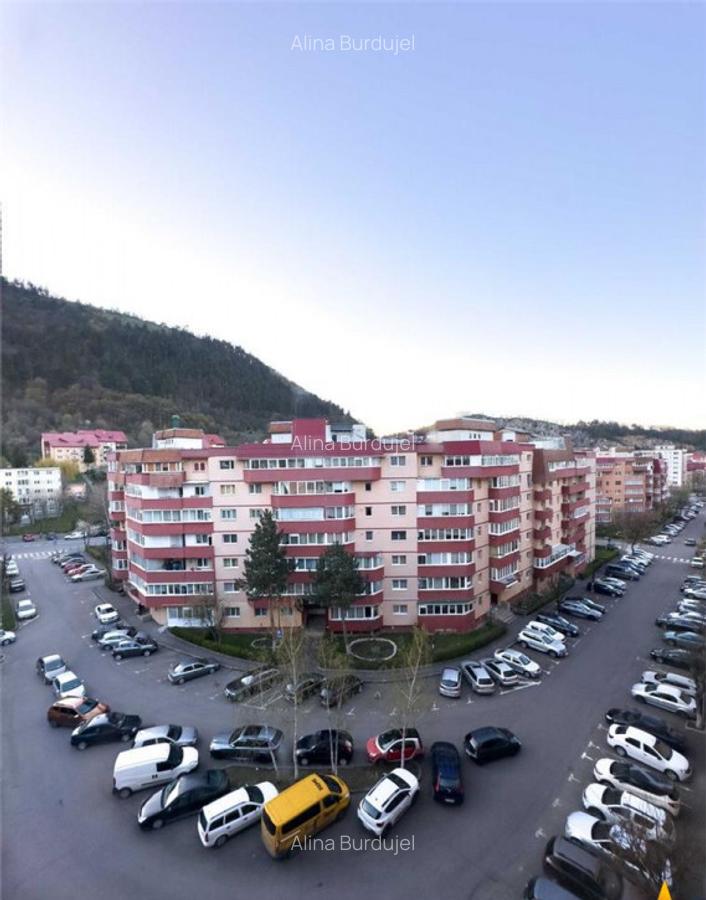 Decomandata, renovata, cu balcon, Racadau, Brasov - 9