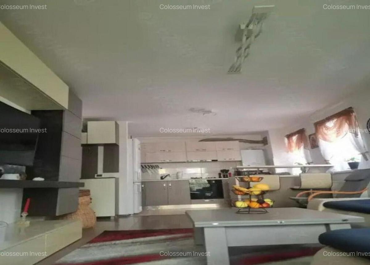 Apartament 2 camere, decomandat - zona Tractorul - 4