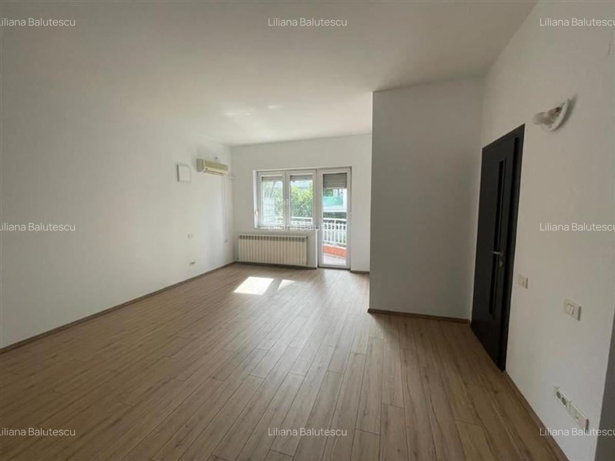 Parcul Circului, vila noua D+P+1+M, 9 camere, 380 mp, curte 180 mp, garaj 2 masi - 4