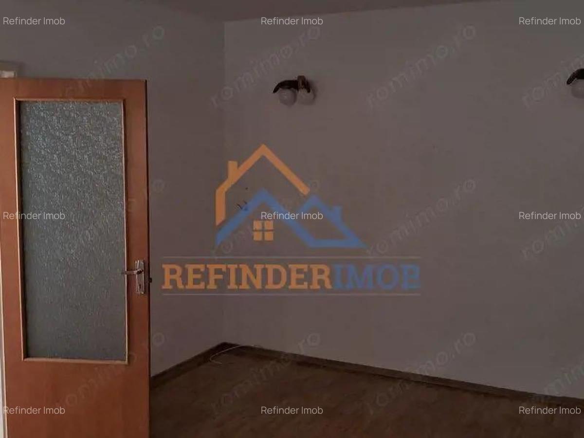 Vanzare apartament 2 camere etaj 2 bloc reabilitat Rahova - Nasaud - 9