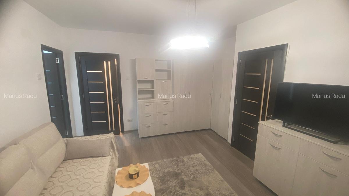 Unirii, Casa Poporului,  centrala de bloc, terasa 30mp. - 2