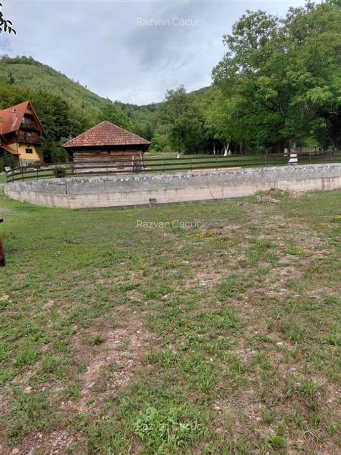 Reco Teren Intravilan Bulz cu Lac si o priveliste deosebita - 2